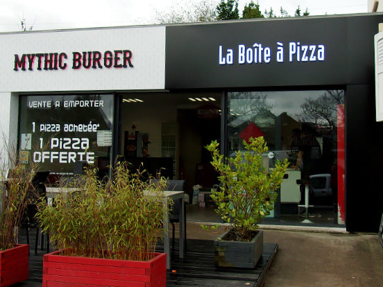 Mythic Burger / Boite à Pizza